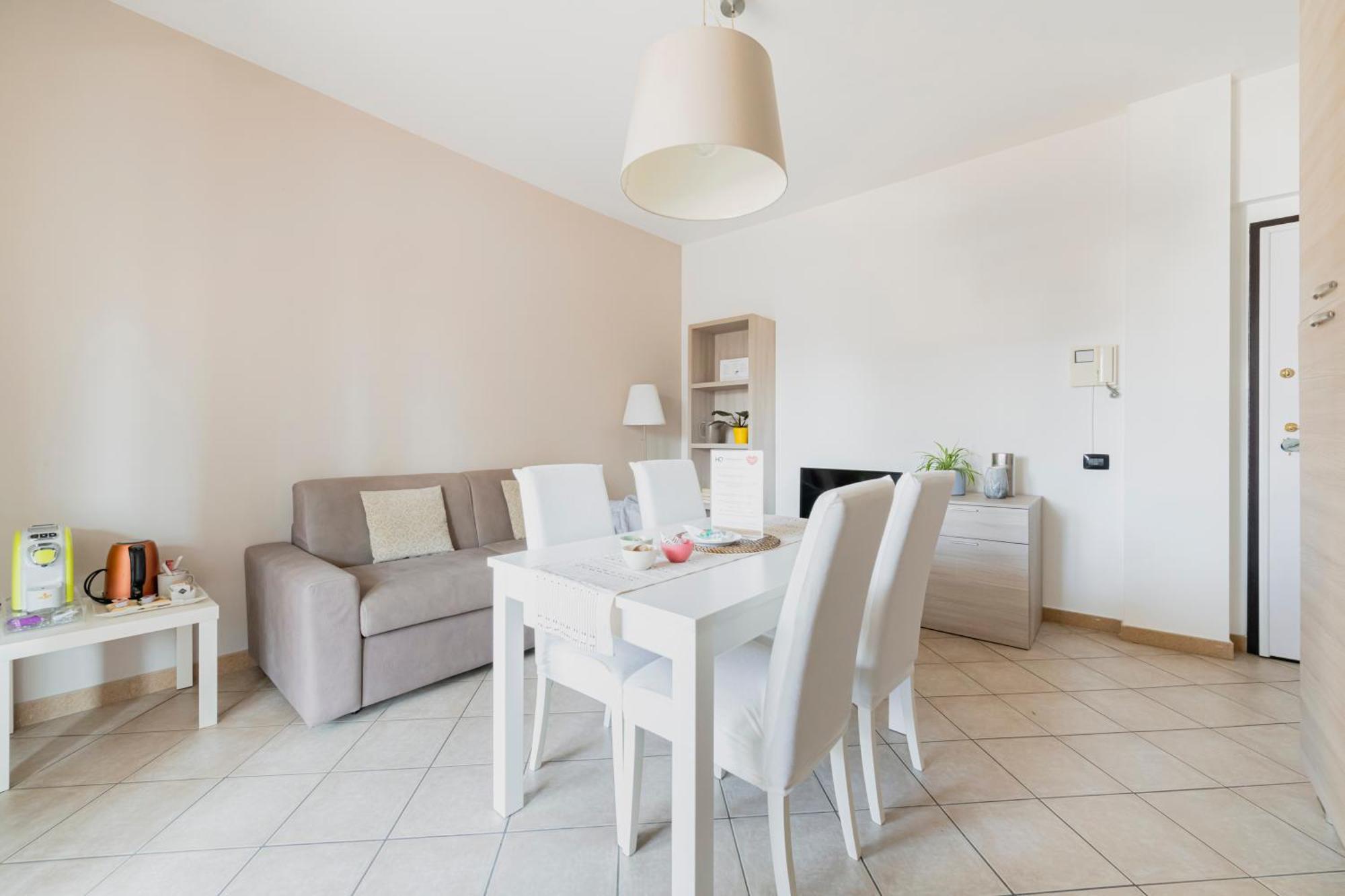 شْنيسيلّو بالسامو Hq Aparthotel Milano Inn - Smart Suites المظهر الخارجي الصورة