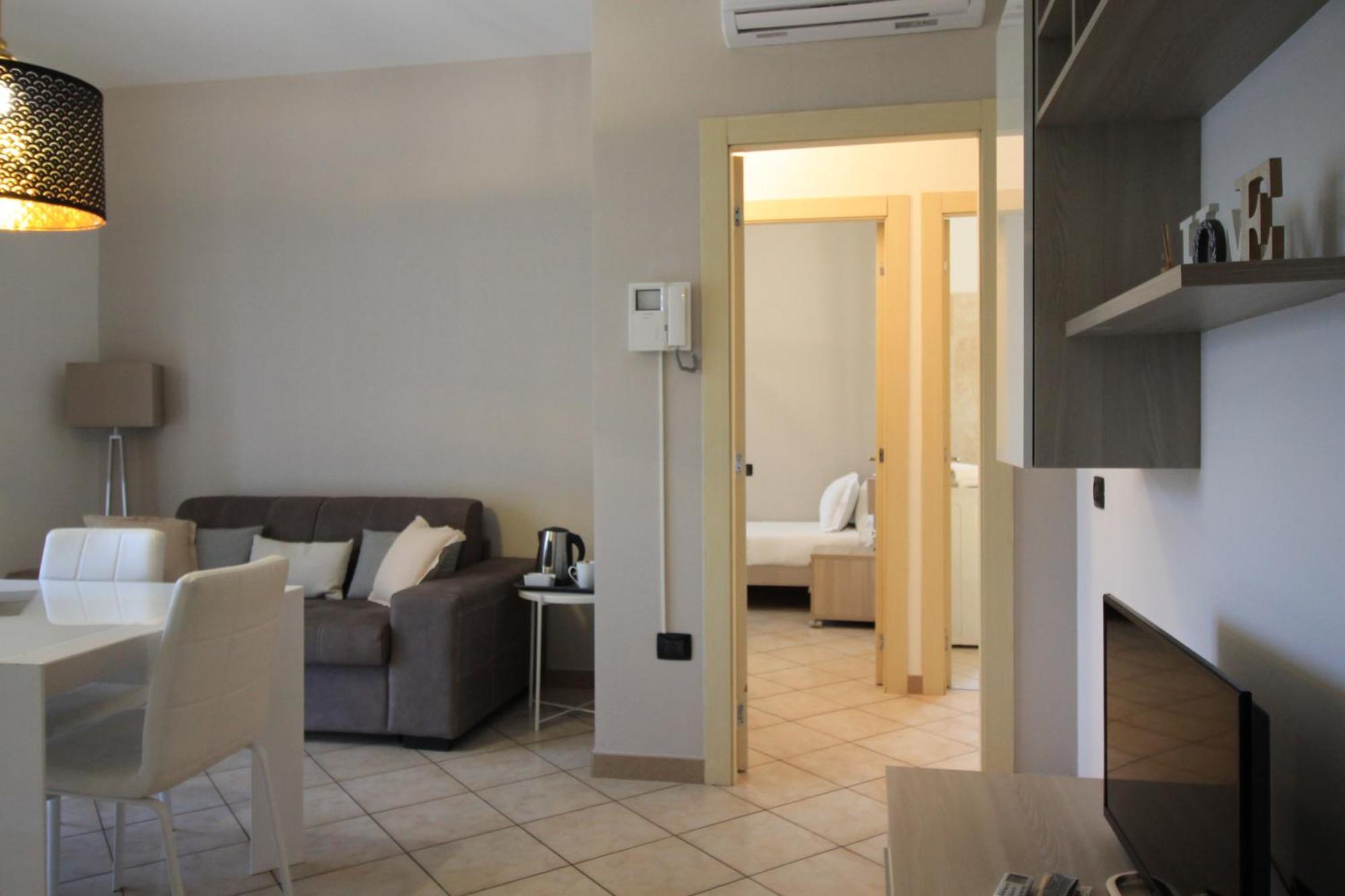 شْنيسيلّو بالسامو Hq Aparthotel Milano Inn - Smart Suites المظهر الخارجي الصورة